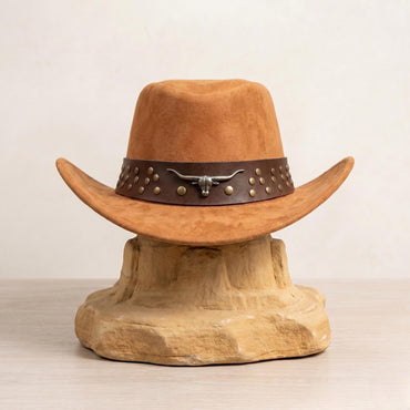 Brown Suede Cowboy Hat with Studded Longhorn Band – Classic Western Rodeo Style