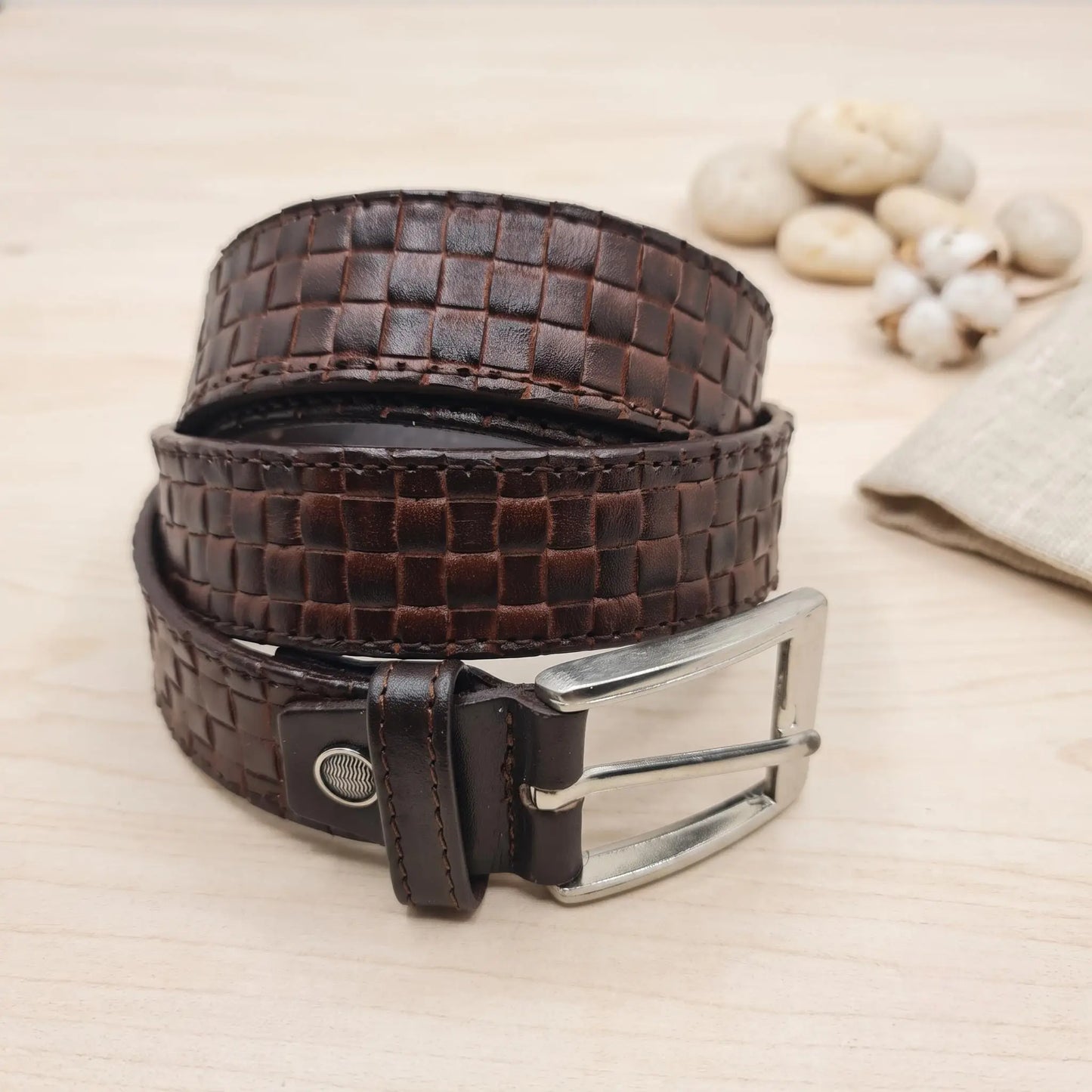 Men’s Embossed Crocodile Leather Belt | Classic Black & Rich Brown