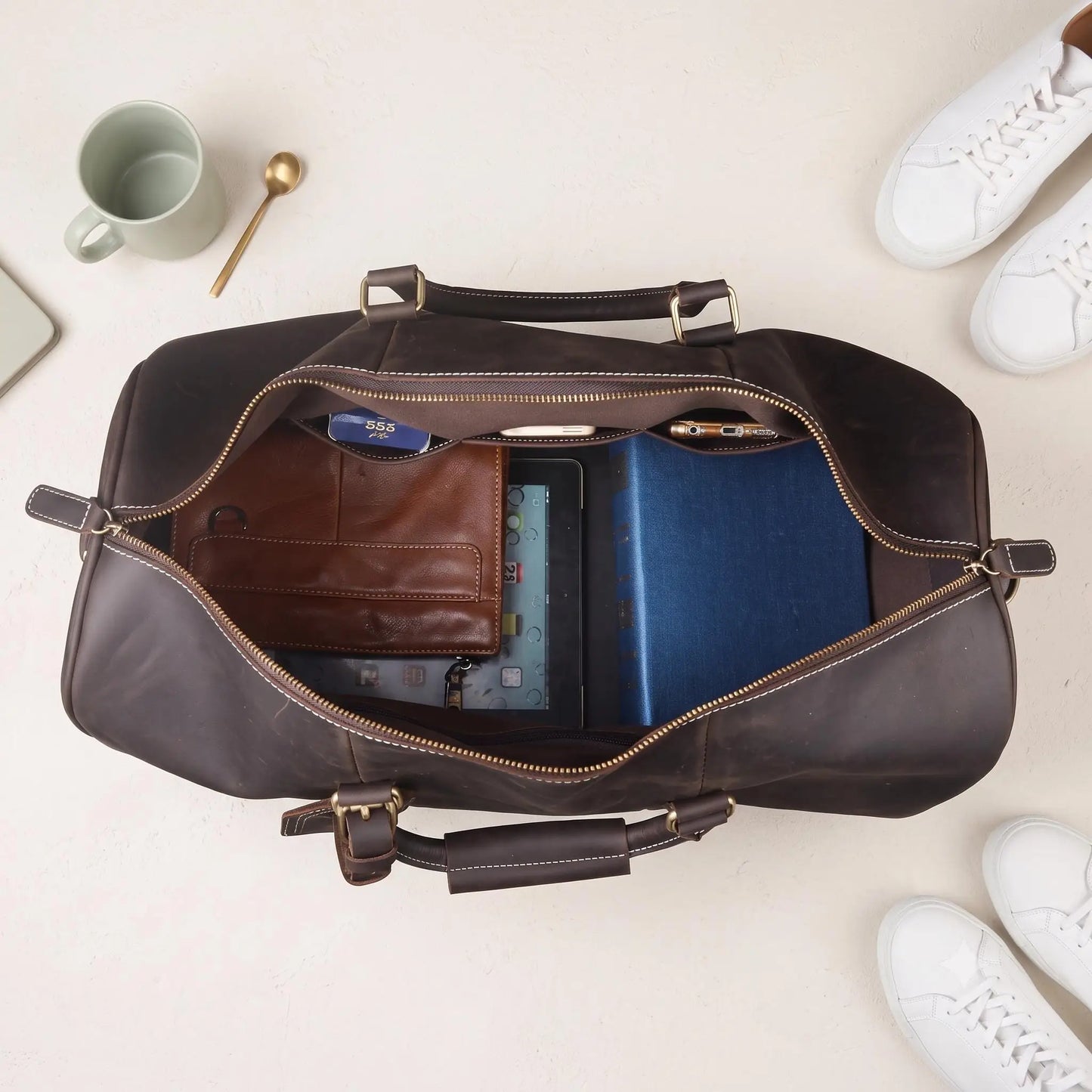 The Ultimate Vintage Leather Duffle Bag – Crazy Horse Leather Weekender