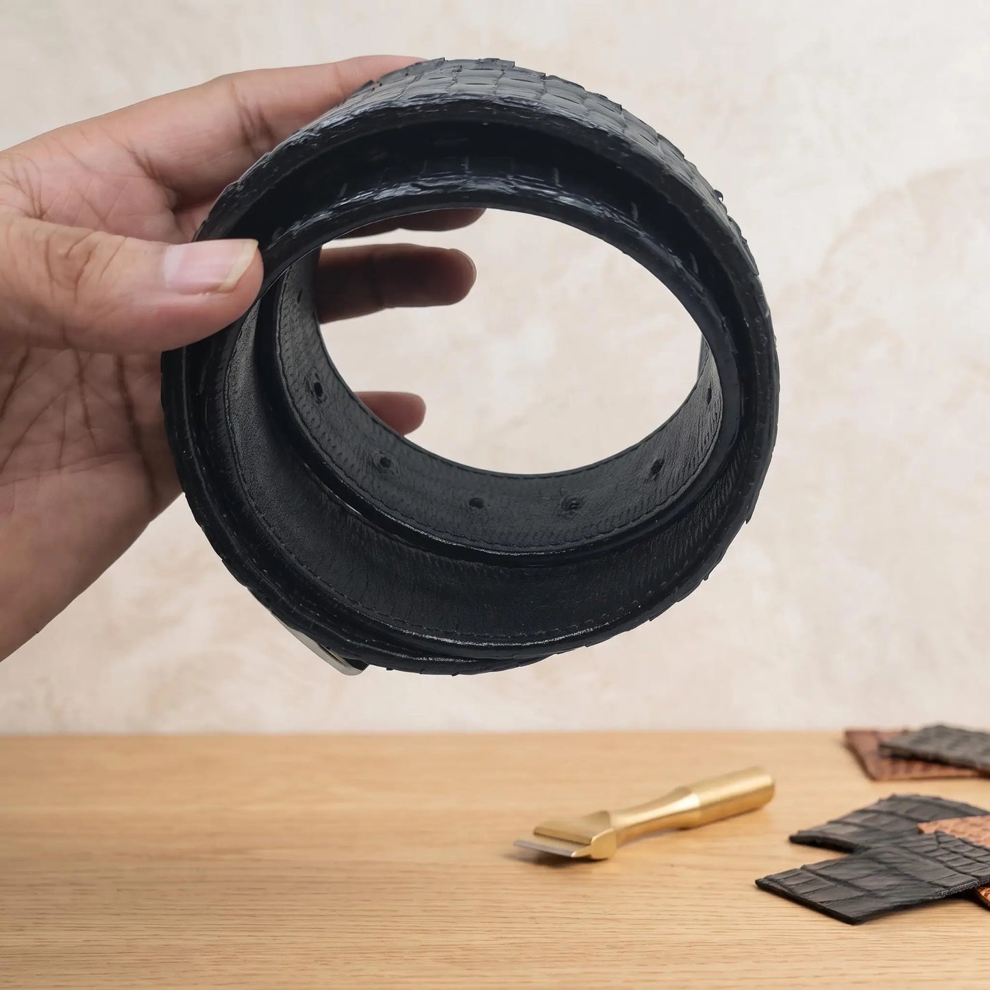 Men’s Embossed Crocodile Leather Belt | Classic Black & Rich Brown